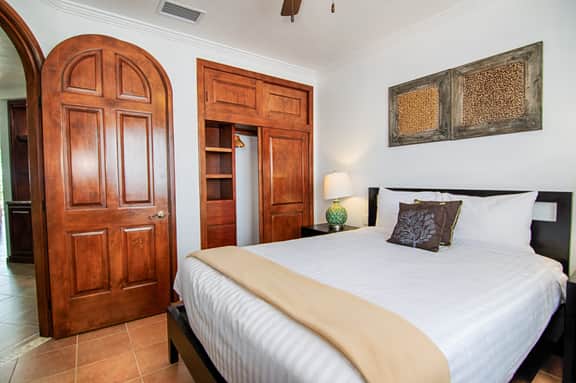 Casa Blanca E 214